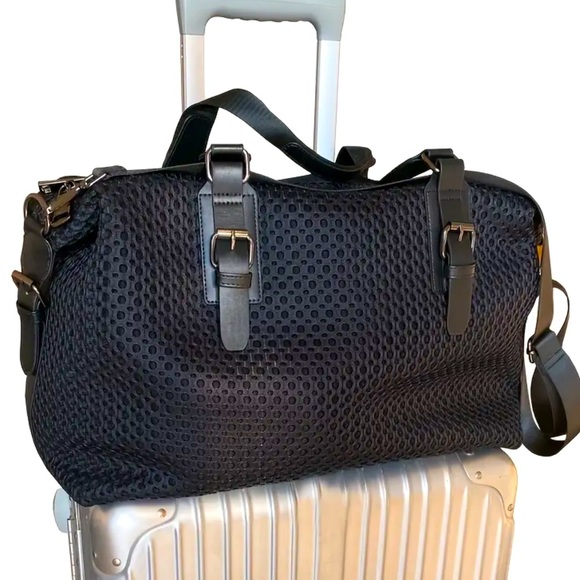 Travel Shop Handbags - Brand New Travel Shop Large Capacity Lightweight Duffel Bag with Zipper
